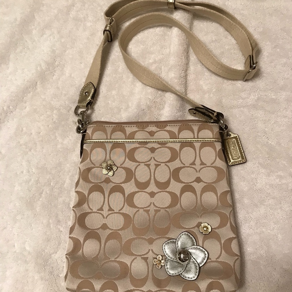 NWOT coach purse